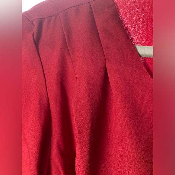 NWT KRISA LONG SLEEVE SIZE M BURGUNDY DRESS - Picture 5 of 9